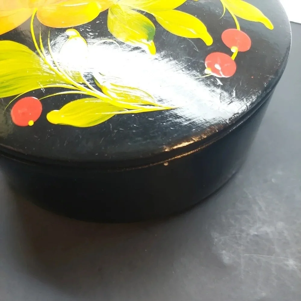 Beautiful Russian Black Lacquered floral trinket/ jewelry box storage container